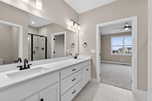 24966 W 94th Place, Lenexa, KS 66227