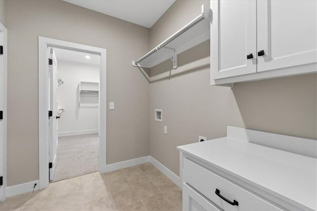 24966 W 94th Place, Lenexa, KS 66227