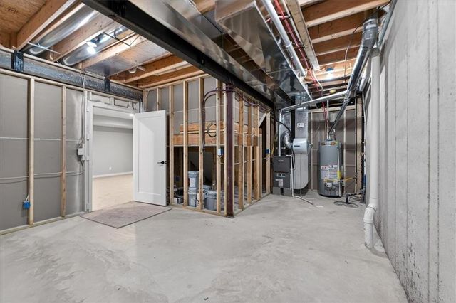 24966 W 94th Place, Lenexa, KS 66227