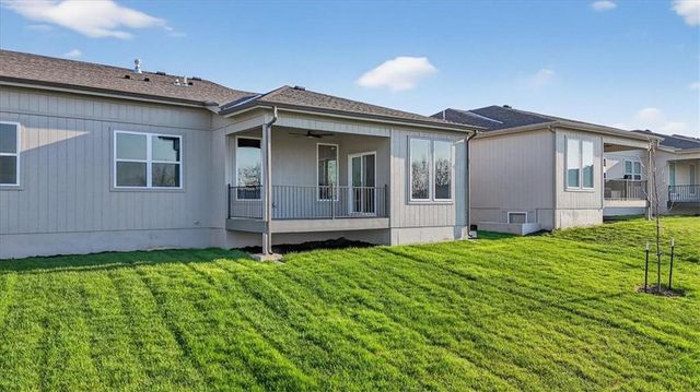 24966 W 94th Place, Lenexa, KS 66227