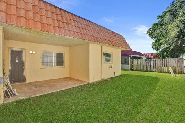 7010-7012 NW 78th Avenue, Tamarac, FL 33321