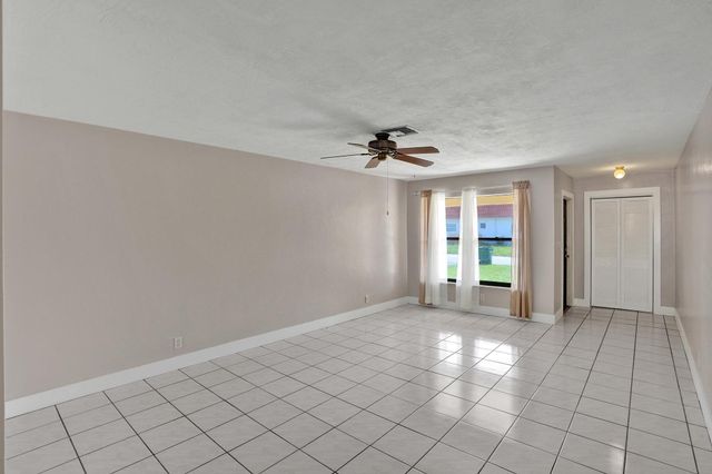 7010-7012 NW 78th Avenue, Tamarac, FL 33321