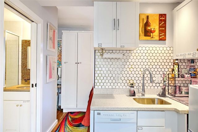 65 Weybosset Street 314, Providence, RI 02903