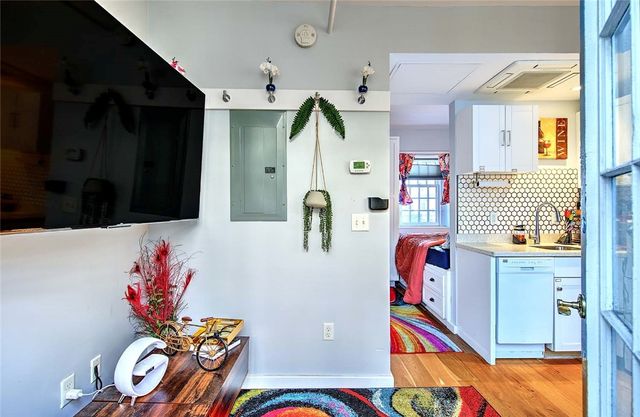 65 Weybosset Street 314, Providence, RI 02903