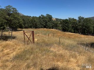 11205 Wild Oaks Ln, Ukiah, CA 95482