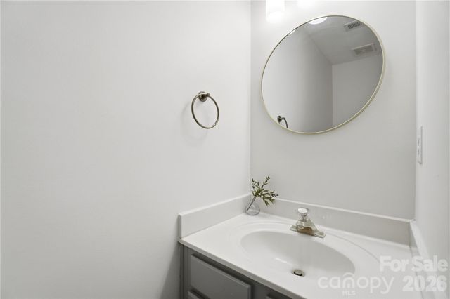 8805 Red Tail Court, Charlotte, NC 28269