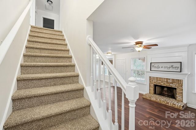 8805 Red Tail Court, Charlotte, NC 28269