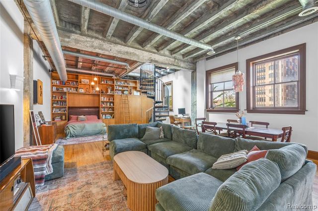 3139 Woodward Avenue, Detroit, MI 48201