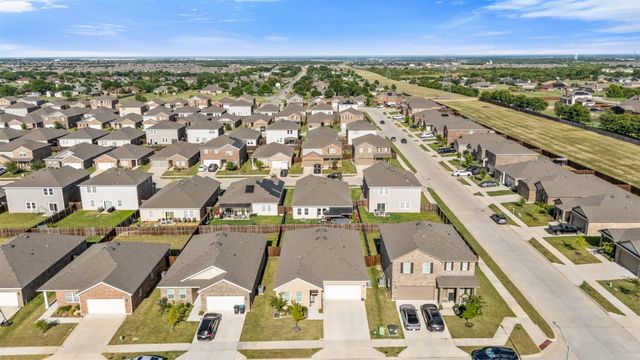 10357 Rosegreen Lane, Fort Worth, TX 76036