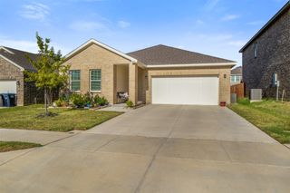 10357 Rosegreen Lane, Fort Worth, TX 76036