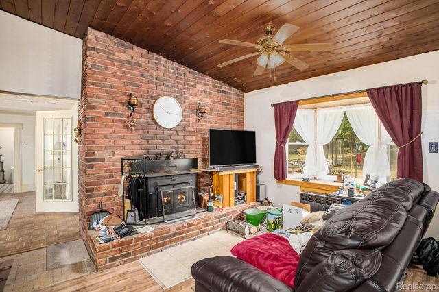 1340 County Farm Road, Marion Township, MI 48843