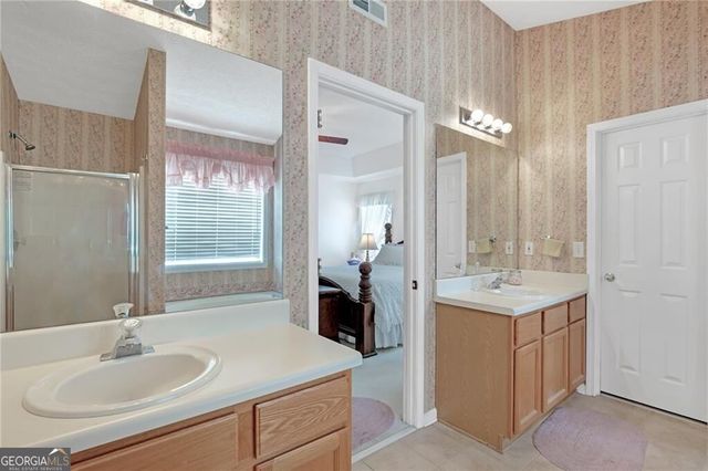 19 Meadow Crest Court, Powder Springs, GA 30127