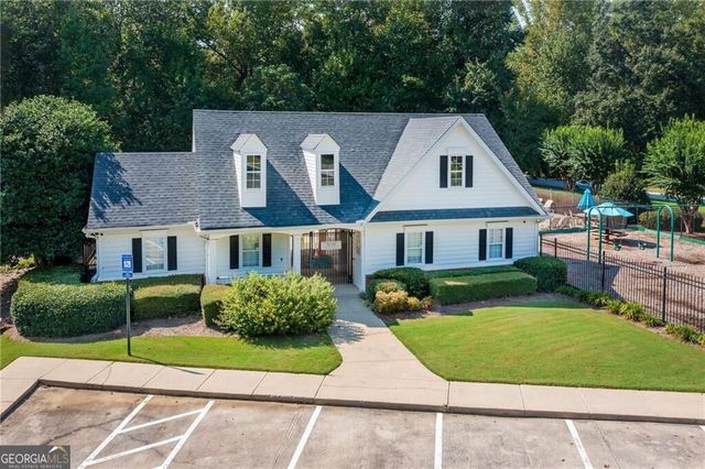 19 Meadow Crest Court, Powder Springs, GA 30127