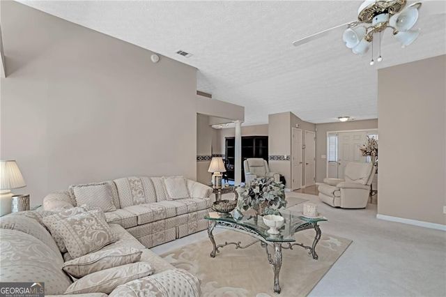 19 Meadow Crest Court, Powder Springs, GA 30127