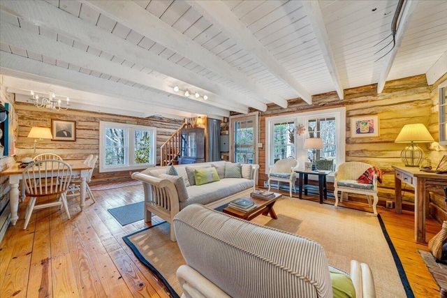 1497 Winding Timber LN, Vinton, VA 24179