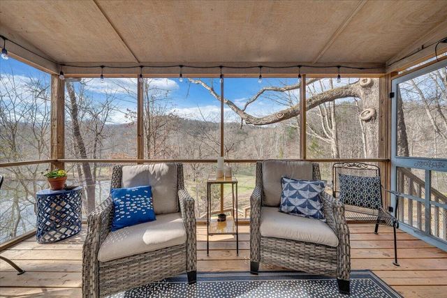 1497 Winding Timber LN, Vinton, VA 24179