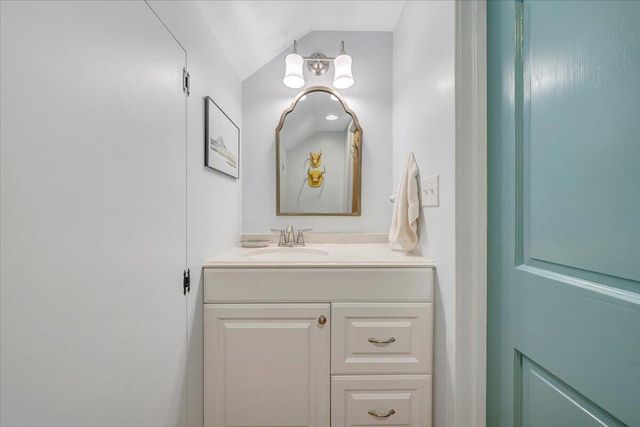 1497 Winding Timber LN, Vinton, VA 24179