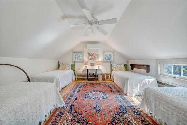 1497 Winding Timber LN, Vinton, VA 24179