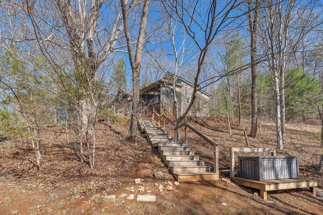 1497 Winding Timber LN, Vinton, VA 24179