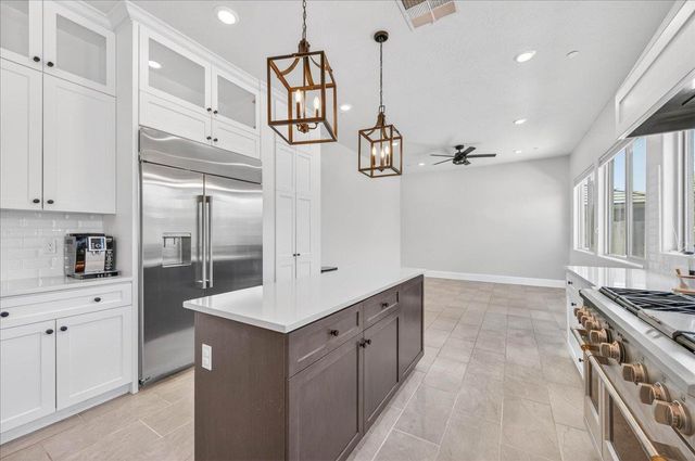 338 Boulder Drive S, Madera, CA 93636