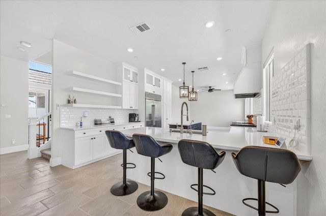 338 Boulder Drive S, Madera, CA 93636