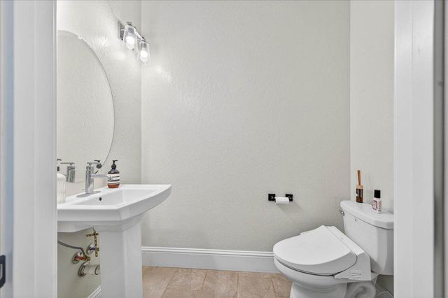 338 Boulder Drive S, Madera, CA 93636