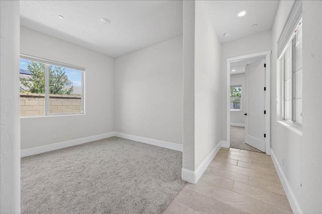 338 Boulder Drive S, Madera, CA 93636