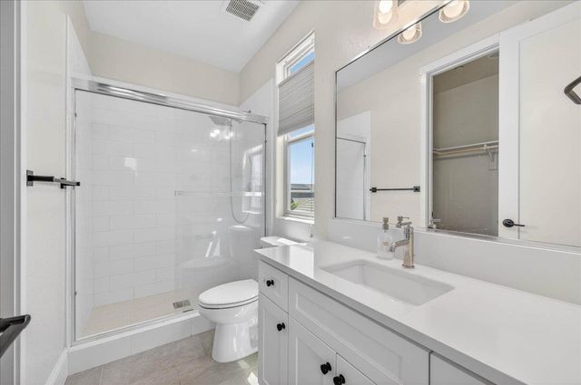 338 Boulder Drive S, Madera, CA 93636