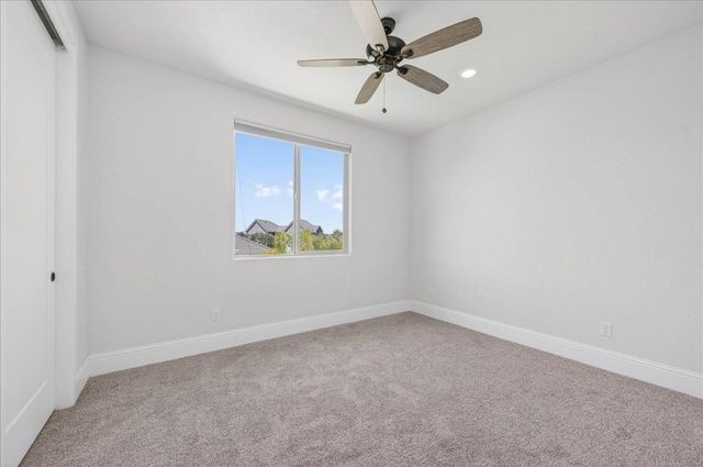 338 Boulder Drive S, Madera, CA 93636