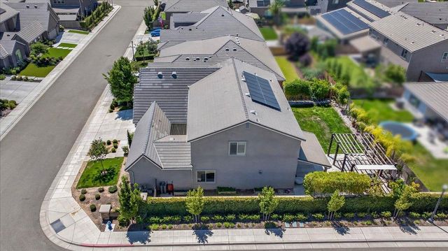 338 Boulder Drive S, Madera, CA 93636