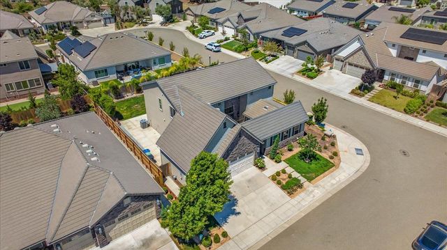 338 Boulder Drive S, Madera, CA 93636