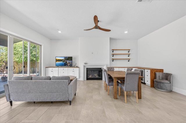 338 Boulder Drive S, Madera, CA 93636