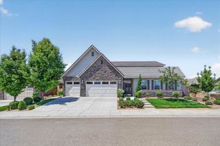 338 Boulder Drive S, Madera, CA 93636