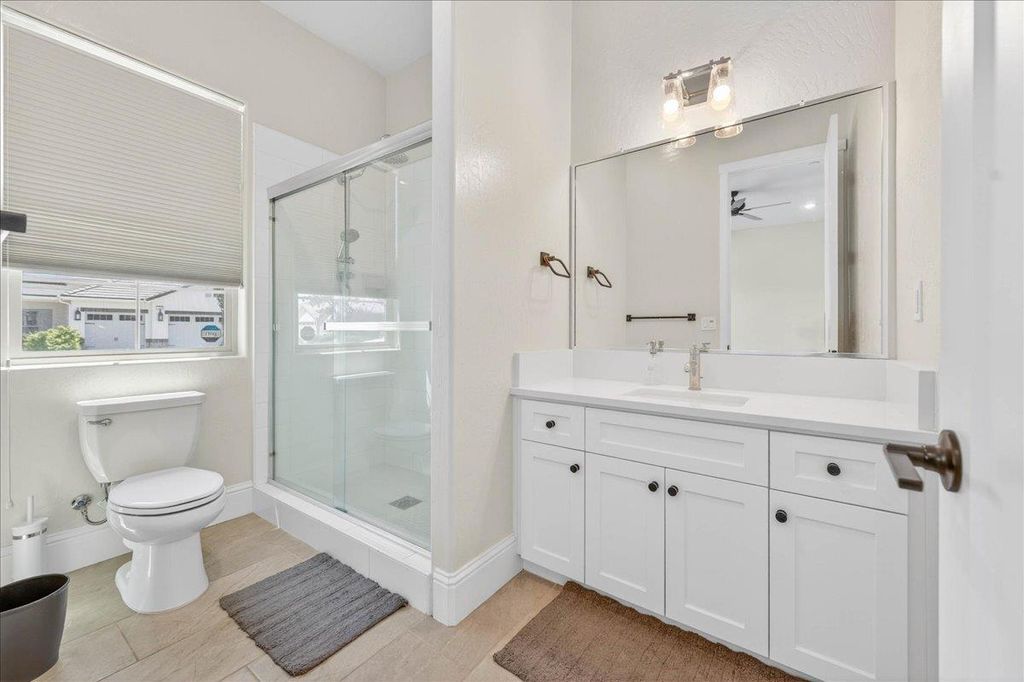 Image 29 of property listing at 338 Boulder Drive S, Madera, CA 93636