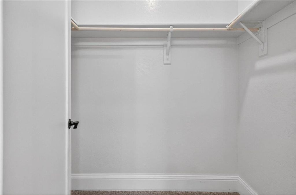 Image 38 of property listing at 338 Boulder Drive S, Madera, CA 93636