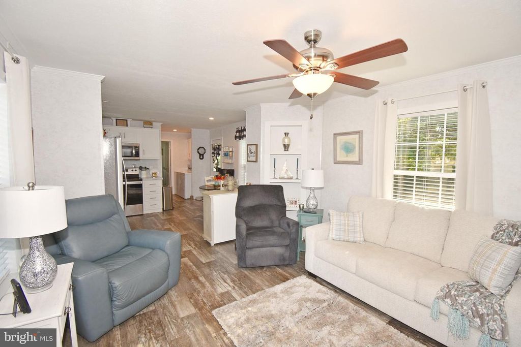 7877 BENNETT PARK DR, Salisbury, MD 21801