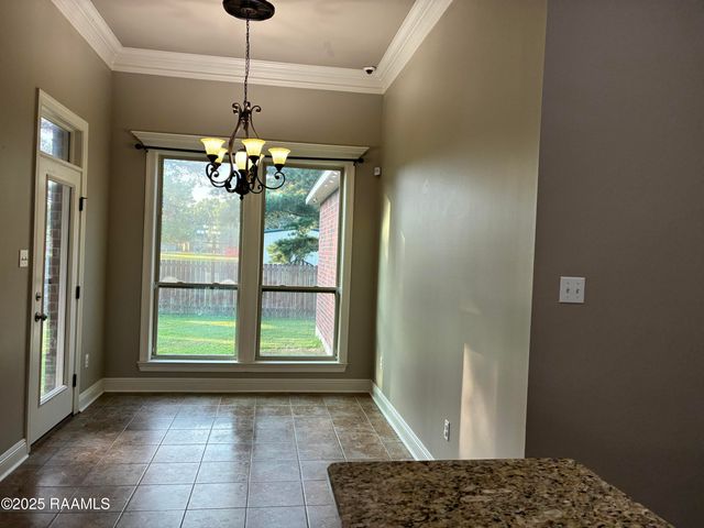 213 Woodhaven Road, Youngsville, LA 70592