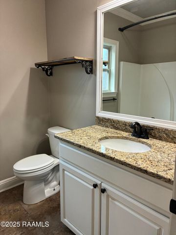 213 Woodhaven Road, Youngsville, LA 70592