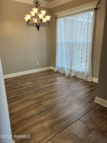 213 Woodhaven Road, Youngsville, LA 70592