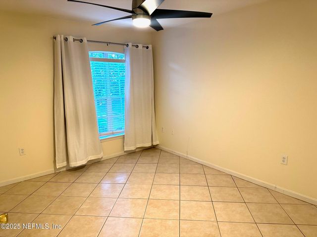 1655 THE GREENS Way 2725, Jacksonville Beach, FL 32250