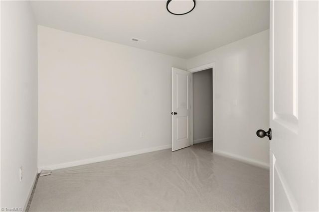 1679 Old Hollow Road, Winston-salem, NC 27105