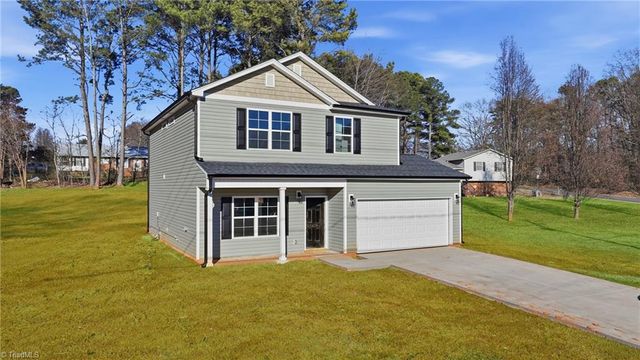 1679 Old Hollow Road, Winston-salem, NC 27105