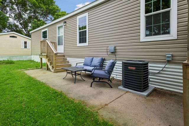1291 Piper Drive W, New Brighton, MN 55112