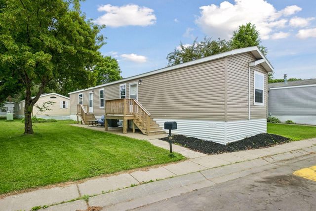 1291 Piper Drive W, New Brighton, MN 55112