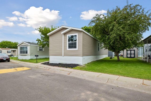 1291 Piper Drive W, New Brighton, MN 55112