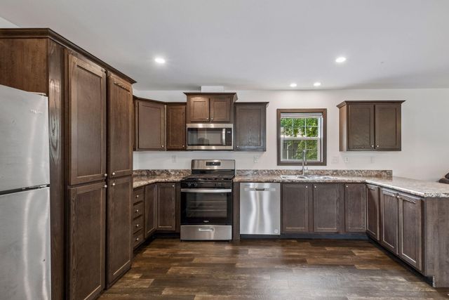 1291 Piper Drive W, New Brighton, MN 55112