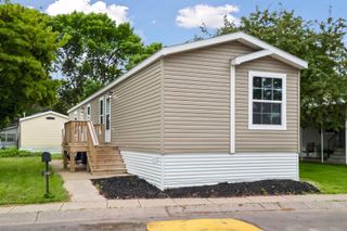 1291 Piper Drive W, New Brighton, MN 55112
