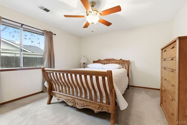 968 Lakewood Drive, Hanford, CA 93230