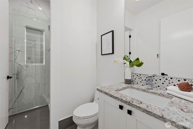 6002 156th Avenue NE, Redmond, WA 98052