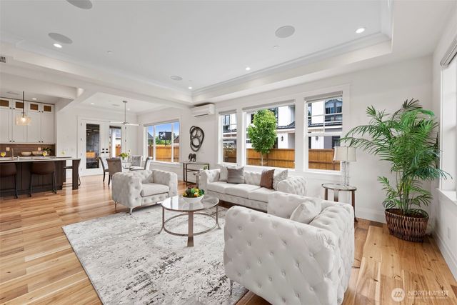 6002 156th Avenue NE, Redmond, WA 98052